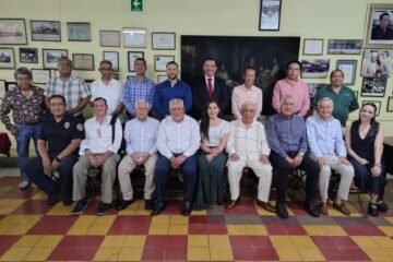 Adrián Rodríguez Cázares asume la presidencia de Bomberos Voluntarios, A. C.
