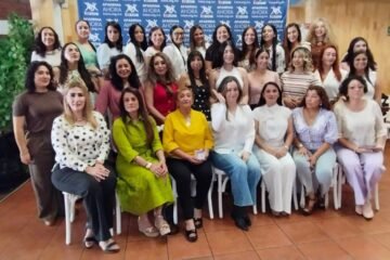 Desayuno por la educación de la Canaco Servytur Uruapan y Fundación Lazos Desayuno por la educación de la Canaco Servytur Uruapan y Fundación Lazos