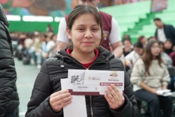 Escuelas Normales de Michoacán, entre las prioritarias para recibir becas federales
