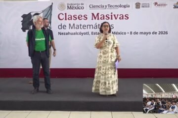 Más de 700 estudiantes participan en primera clase masiva de matemáticas en el estado