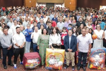 Dignidad y justicia, motor que transforma las aulas: Gabriela Molina