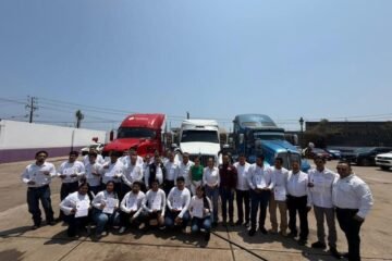 Egresa la primera generación de operadores de tractocamión en Lázaro Cárdenas: Icatmi Egresa la primera generación de operadores de tractocamión en Lázaro Cárdenas: Icatmi