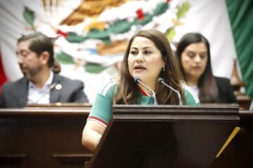 Jackie Avilés presenta iniciativa para combatir la violencia en el deporte Jackie Avilés presenta iniciativa para combatir la violencia en el deporte