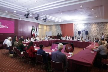 Avanza Bedolla en atención a solicitudes del Movimiento Antorchista