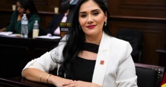 Tras aprobación de reforma, Diana Espinoza celebra que se promueva la escritura manuscrita en educación básica