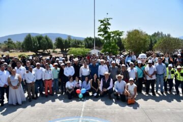SCOP dignifica espacios educativos en Ixtlán y Ecuandureo