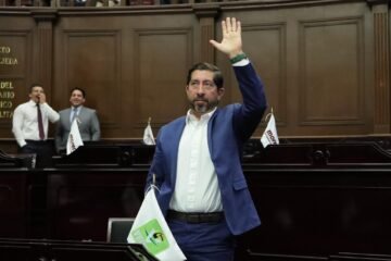 Abraham Espinoza Villa propone ley anti-alienación parental en Michoacán