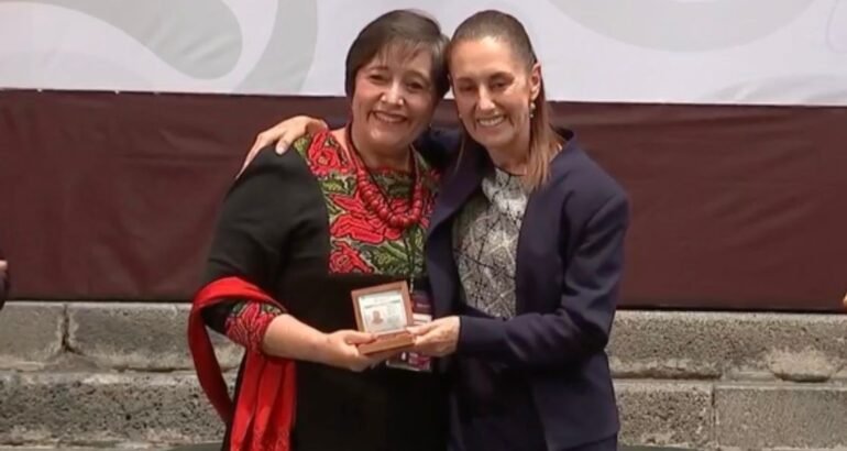 Maestra michoacana destaca esperanza y justicia para la educación pública en México