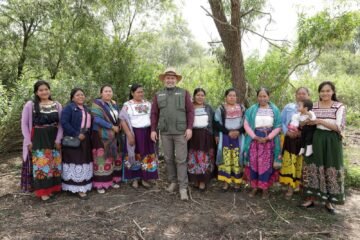 Avanza limpieza de canales en el lago de Pátzcuaro; empleos temporales devuelven su vida: Bedolla Avanza limpieza de canales en el lago de Pátzcuaro; empleos temporales devuelven su vida: Bedolla
