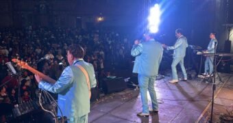 Con música del recuerdo, cierra fiesta en Charapan Con música del recuerdo, cierra fiesta en Charapan