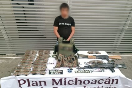 Tras repeler agresión, SSP y Defensa detienen a dos hombres en posesión de dos fusiles Tras repeler agresión, SSP y Defensa detienen a dos hombres en posesión de dos fusiles