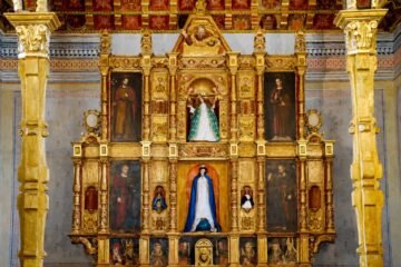 Gobierno estatal destina 1.5 mdp para restauración del Templo de Santa María Huiramangaro
