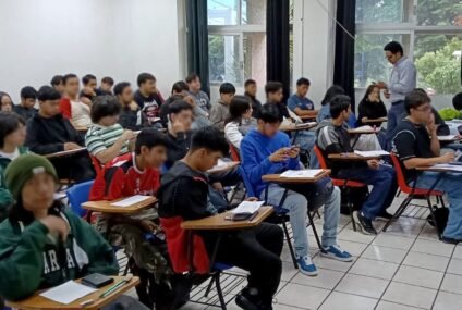 Examen de admisión para aspirantes a entrar al ITSU Examen de admisión para aspirantes a entrar al ITSU