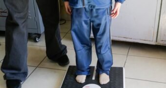 Diagnóstico de salud escolar ayuda a familias a cuidar a sus hijas e hijos