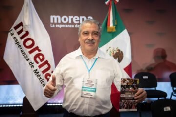 Morón muestra congruencia y solicita licencia indefinida a su cargo como senador Morón muestra congruencia y solicita licencia indefinida a su cargo como senador