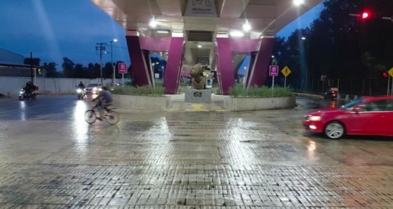 Tras fuertes lluvias, Paso Carlos Manzo en Uruapan se reporta sin encharcamientos
