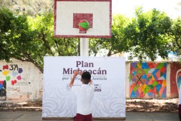 Más de 2 mil mdp mejoran escuelas en todo Michoacán: Gabriela Molina Más de 2 mil mdp mejoran escuelas en todo Michoacán: Gabriela Molina