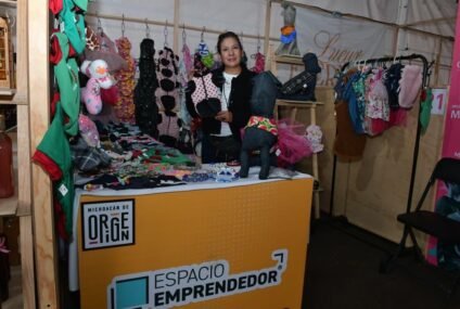 El Jalo Futbolero impulsa la economía de más de 140 personas emprendedoras locales El Jalo Futbolero impulsa la economía de más de 140 personas emprendedoras locales