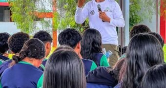 Cecytem promueve conciencia ambiental sobre residuos electrónicos en Huandacareo