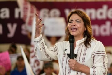 Fabiola Alanís: Con unidad, Michoacán no le fallará a la Presidenta Claudia Sheinbaum ni a Morena Fabiola Alanís: Con unidad, Michoacán no le fallará a la Presidenta Claudia Sheinbaum ni a Morena