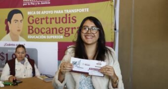 Con apoyo de la federación, más de 840 mil estudiantes reciben becas: SEE Con apoyo de la federación, más de 840 mil estudiantes reciben becas: SEE