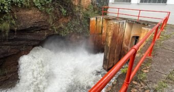 Conagua disminuye el desfogue de la presa de Cointzio Conagua disminuye el desfogue de la presa de Cointzio