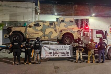Con apoyo operativo de la Guardia Civil, aseguran dos vehículos con blindaje improvisado durante cateo en Parácuaro Con apoyo operativo de la Guardia Civil, aseguran dos vehículos con blindaje improvisado durante cateo en Parácuaro