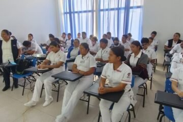 Centro de Salud Urbano de Uruapan capacita a su personal en gerontología ante el reto del envejecimiento poblacional