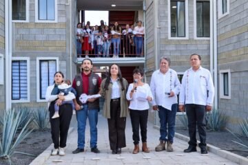 Entregan 48 hogares del Programa Vivienda para el Bienestar en Vista Hermosa