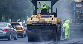 SCOP rehabilita 6 kilómetros del periférico norte de Morelia: Rogelio Zarazúa SCOP rehabilita 6 kilómetros del periférico norte de Morelia: Rogelio Zarazúa