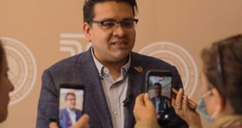 Los papás también deben tener una licencia por paternidad: Toño Carreño, tras presentar punto de acuerdo
