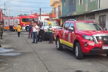 Protección Civil atiende afectaciones por apagón en la colonia Primo Tapia tras fuerte lluvia Protección Civil atiende afectaciones por apagón en la colonia Primo Tapia tras fuerte lluvia
