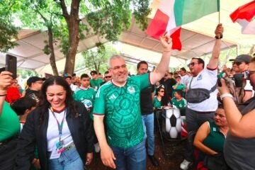 Rompen récord el Jalo Futbolero y Festival Michoacán, más de 171 mil asistentes y 84 mdp en derrama Rompen récord el Jalo Futbolero y Festival Michoacán, más de 171 mil asistentes y 84 mdp en derrama