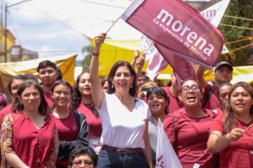 Gaby Molina refrenda respaldo a comerciantes y a la economía popular en Morelia Gaby Molina refrenda respaldo a comerciantes y a la economía popular en Morelia