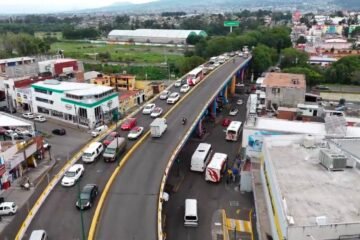 Avanzan obras del Morebús en Tres Puentes con reducción de un carril en el paso superior ferroviario