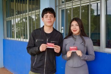 ¡Ya comenzó la entrega de chips D4TA Datos Gratis en prepas de Michoacán!
