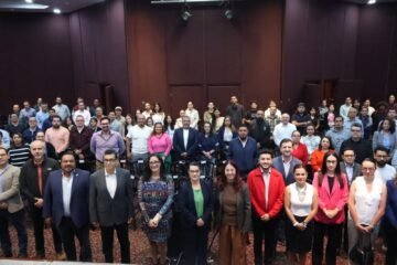 Más de 200 personas participan en foro sobre inclusión digital e inteligencia artificial