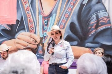 La presidenta municipal, Grecia Quiroz, celebró junto a nuestras adultas y adultos mayores el primer aniversario de la Casa Diurna Carlos Manzo