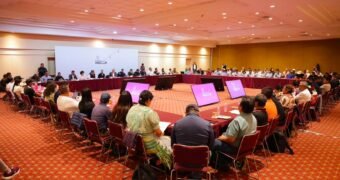 Bedolla acuerda con comunidades indígenas ruta de seguridad de Peribán a Jacona