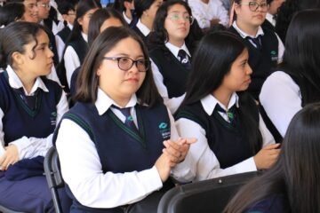 La Universidad Rosario Castellanos en Zacapu abrirá las carreras de Medicina y Enfermería La Universidad Rosario Castellanos en Zacapu abrirá las carreras de Medicina y Enfermería