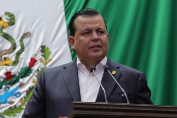 Memo Valencia celebra aprobación de iniciativa que permite que todas las patrullas cuenten con equipo para controlar incendios