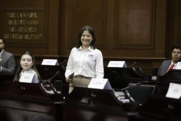 Jóvenes parlamentarios analizan, discuten y aprueban diversos dictámenes durante Sesión del Parlamento Juvenil Incluyente 2026