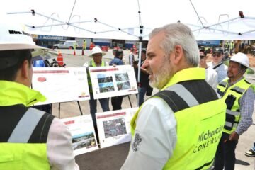 Supervisa Bedolla construcción de primer distribuidor vial “La Rinconada” en Zamora