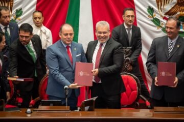 Presenta Bedolla su 5° Informe: destaca 31 mil mdp invertidos en más de 4 mil obras en Michoacán Presenta Bedolla su 5° Informe: destaca 31 mil mdp invertidos en más de 4 mil obras en Michoacán