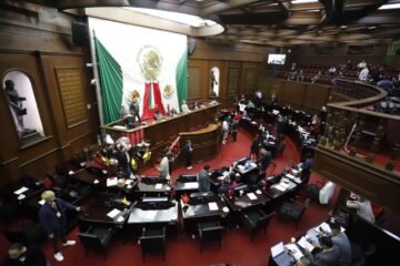 Convoca 76 Legislatura a registro de aspirantes a condecoración “Manuel Martínez Báez”