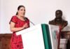 Adriana Campos Huirache reconoce a Guillermo Valencia en su Segundo Informe Legislativo