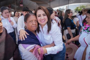 Más de 7 mil mujeres de todo Michoacán arroparon a Gladyz Butanda en una asamblea en defensa de la transformación y la soberanía nacional