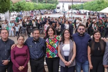 Gaby Molina inauguró el XI Encuentro de Poetas y Narradores