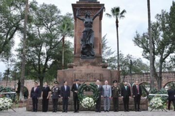 Destaca Bedolla legado e ideales de José María Morelos en el 261 Aniversario de su Natalicio