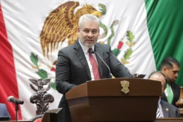 El gobernador Alfredo Ramírez Bedolla presenta ante el Congreso del Estado su Quinto Informe de Gobierno El gobernador Alfredo Ramírez Bedolla presenta ante el Congreso del Estado su Quinto Informe de Gobierno